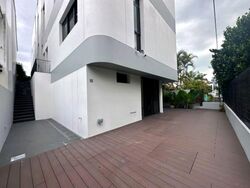 Grove Avenue (D10), Semi-Detached #539658291